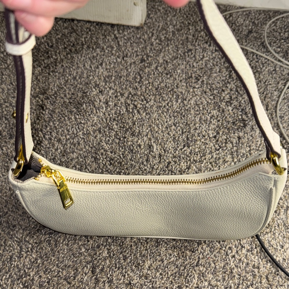 Prema Leathers Ava Crescent Bag - Picture 7 of 12